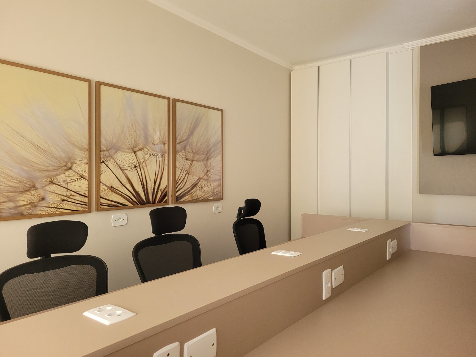 Sala de estudos e planejamento da Vivare Odontologia